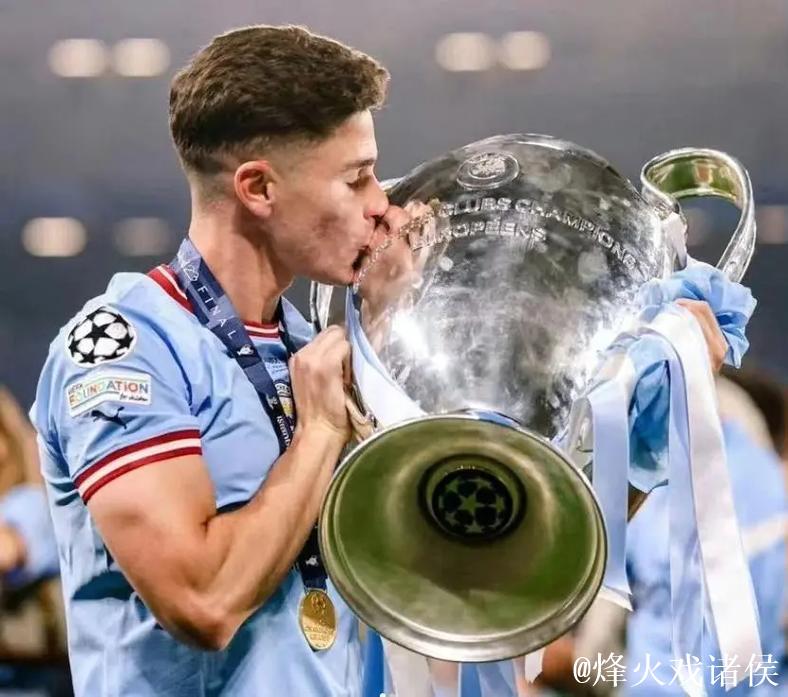 本赛季阿根廷球员欧冠参与进球榜:阿尔瓦雷斯6 本赛季阿根廷球员欧冠参与进球榜:阿尔瓦雷斯6