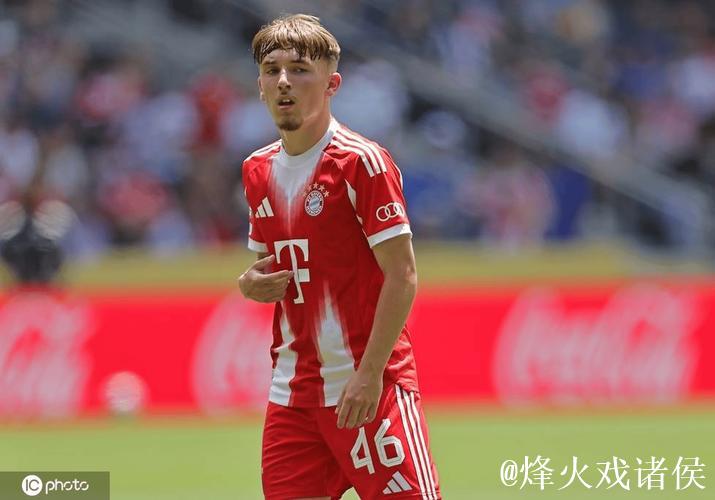 德天空:多家俱乐部有意小将格特利歇尔,拜仁愿 德天空:多家俱乐部有意小将格特利歇尔,拜仁愿