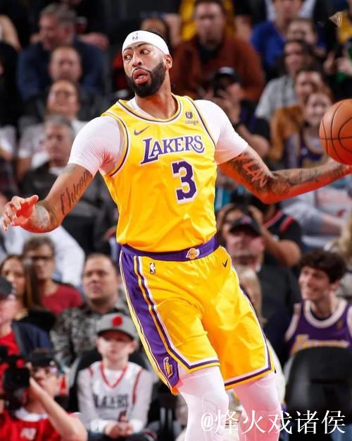 浓眉35分詹皇21+8 湖人上演22分惊天逆转力克太阳