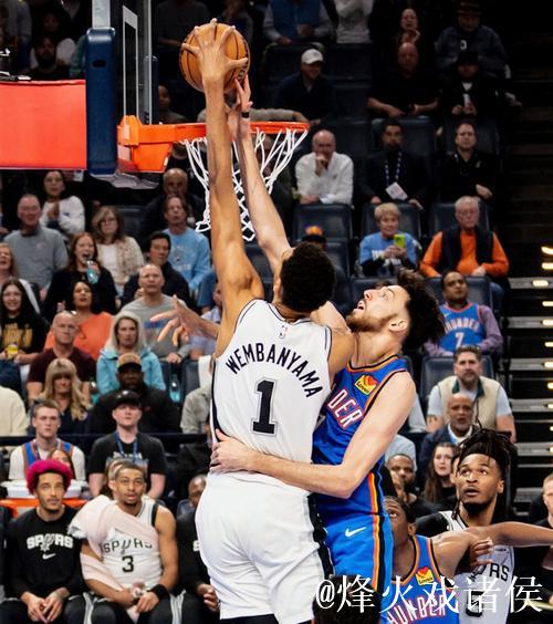 米奇点评球队表现：首节表现欠佳，第三节状态下滑